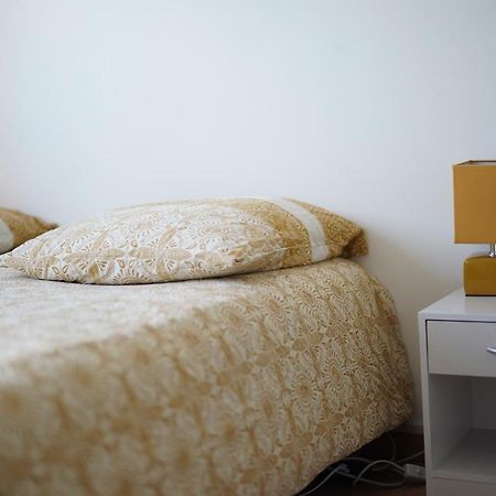 Petit Appartement Cosy A Troyes Eksteriør bilde